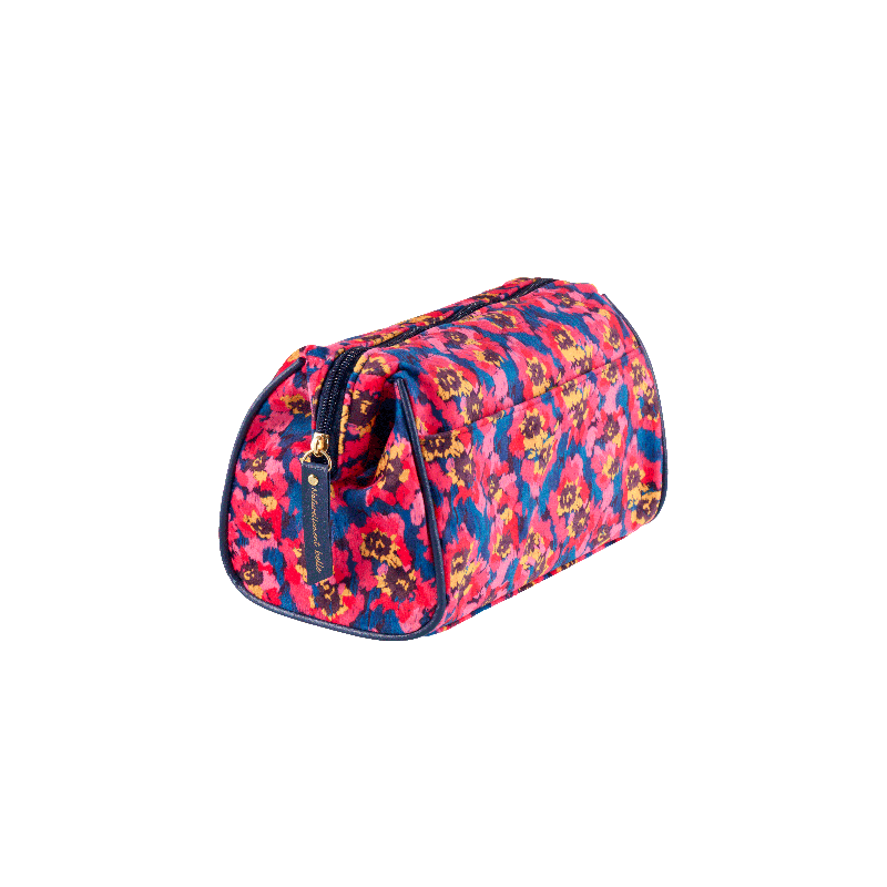 TROUSSE CARLA NATURELLEMENT BELLE- DERRIÈRE LA PORTE