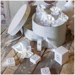 CALENDRIER DE L'AVENT FÊTE NACRÉE - MATHILDE.M