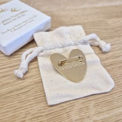 Broche en laiton - Cœur doré - LES PETITES HIRONDELLES