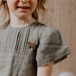 Broche en feutrine pailletée - CHAT DEBOUT DORE - LES PETITES HIRONDELLES