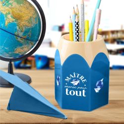 POT À CRAYONS FORME CRAYON - MAÎTRE MERCI POUR TOUT