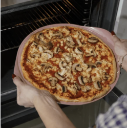 LE FORMIDABLE PLAT À PIZZA AVEC COUTEAU - GUIMAUVE - COOKUT