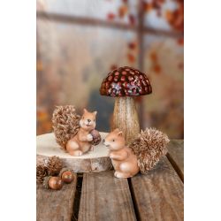 ECUREUIL AVEC NOIX MARRON RESINE 7X5X8CM - DEKORATIEF