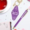 DUO PAILLETTES PORTE-CLÉS MOTEL et STYLO - MARRAINE ADORÉE