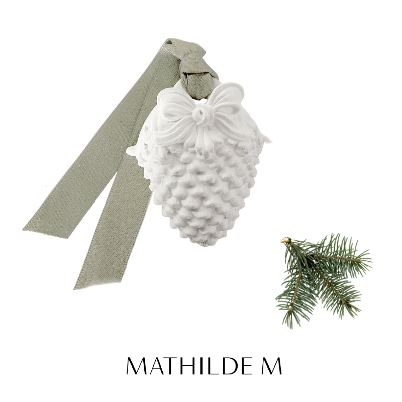 DECOR PARFUMÉ POMME DE PIN  PETIT MODELE RUBANS DE FETE - SAPIN DORÉ - MATHILDE. M